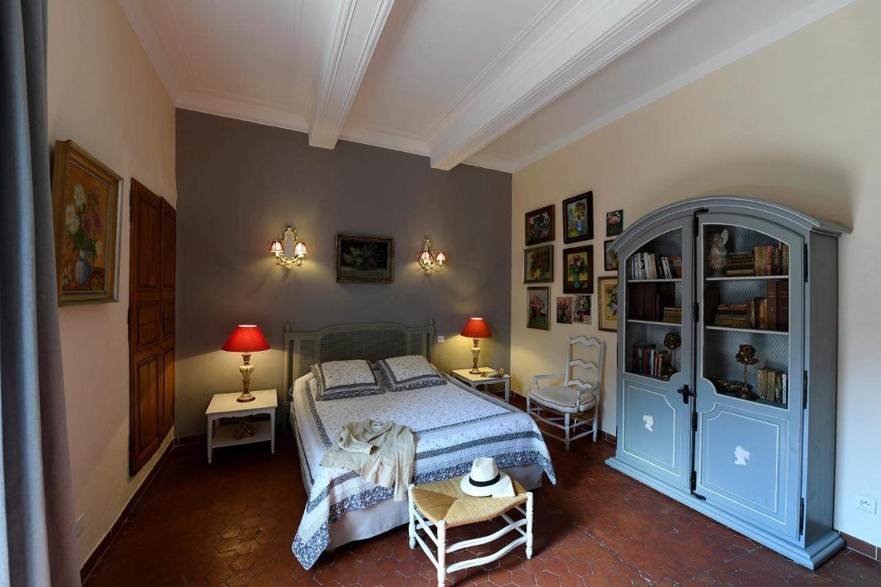 Cabrières-dʼAvignon Les Chambres Du Vieux Bistrot المظهر الخارجي الصورة