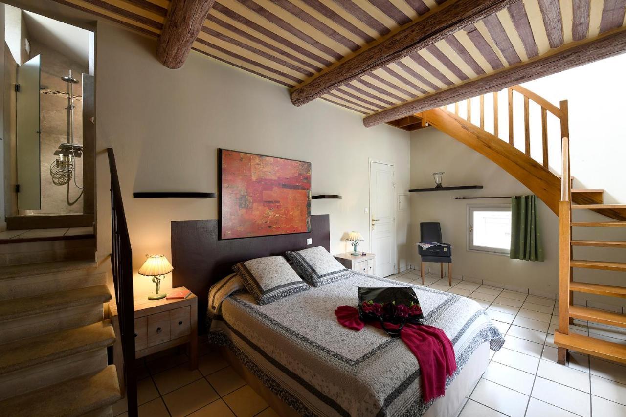 Cabrières-dʼAvignon Les Chambres Du Vieux Bistrot المظهر الخارجي الصورة